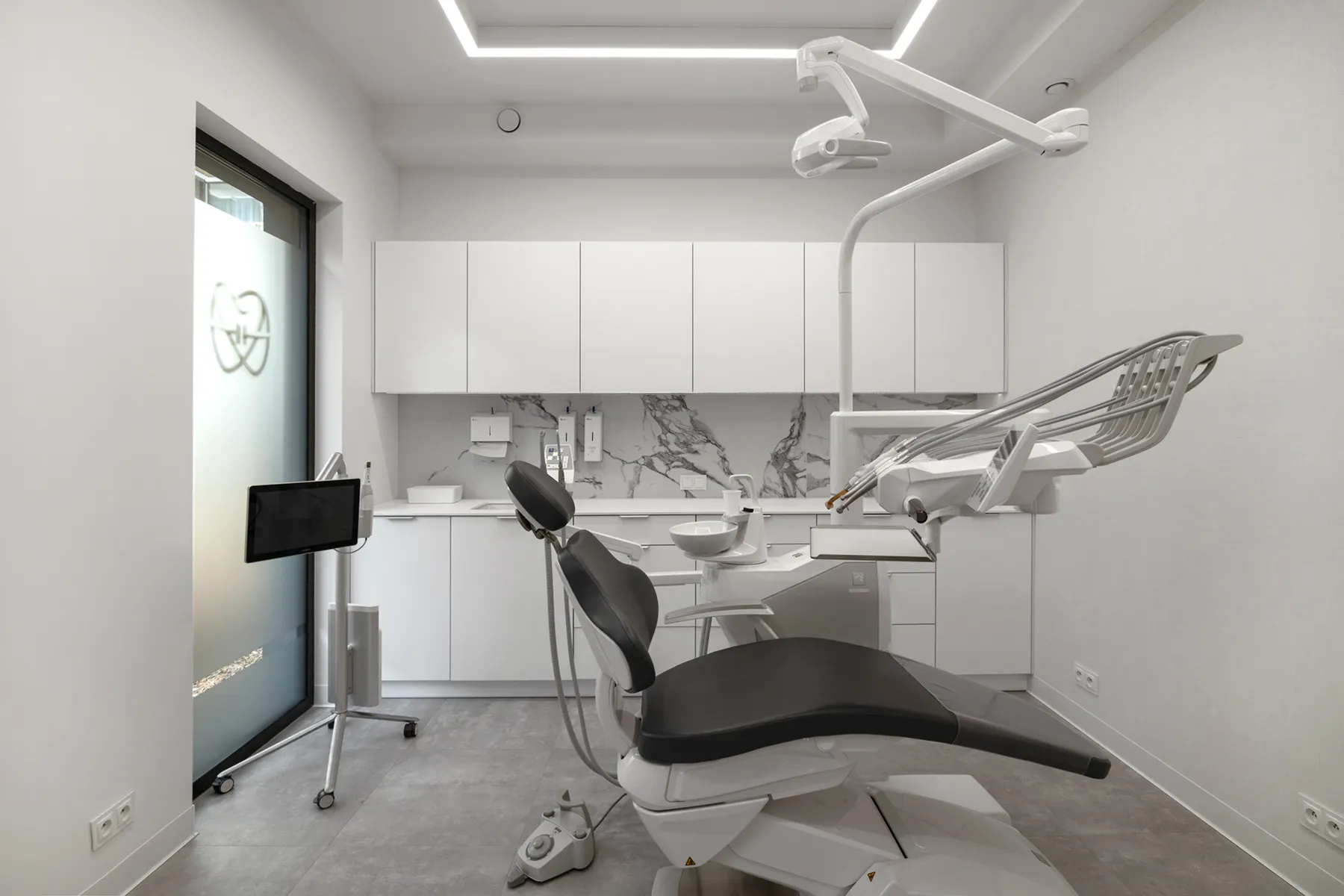 Modern Dental — gabinet